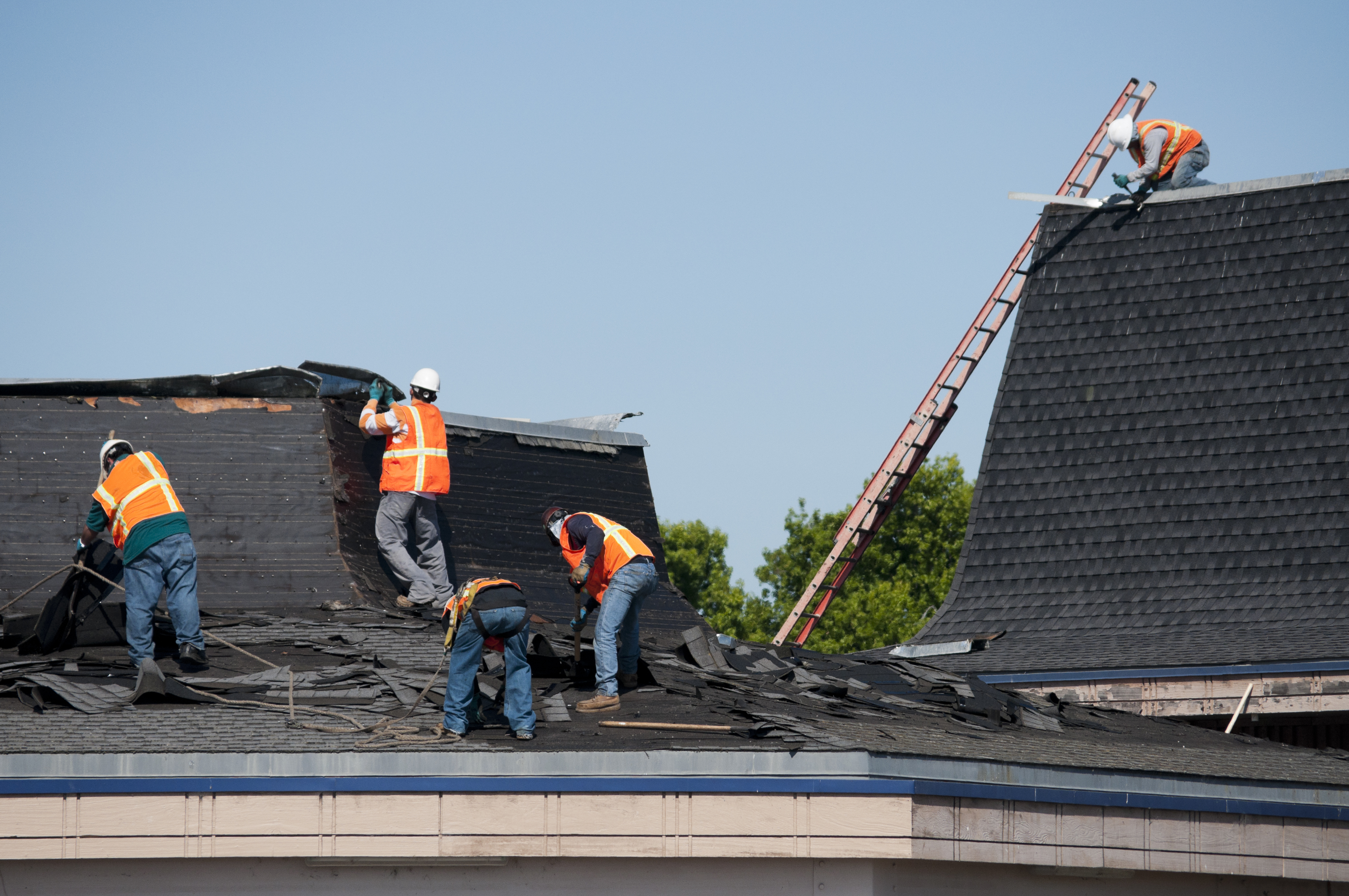 Roofing Crew At Work Woodstock Roofing